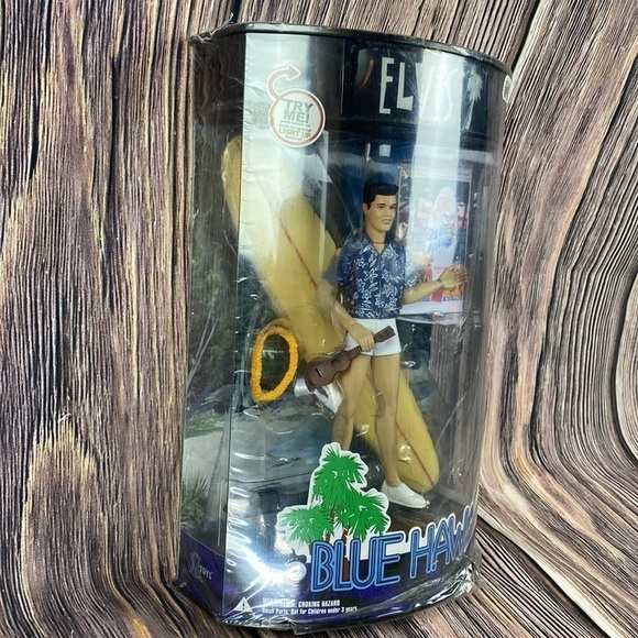NIB Elvis Presley Blue Hawaii Figurine - Picture 3 of 7